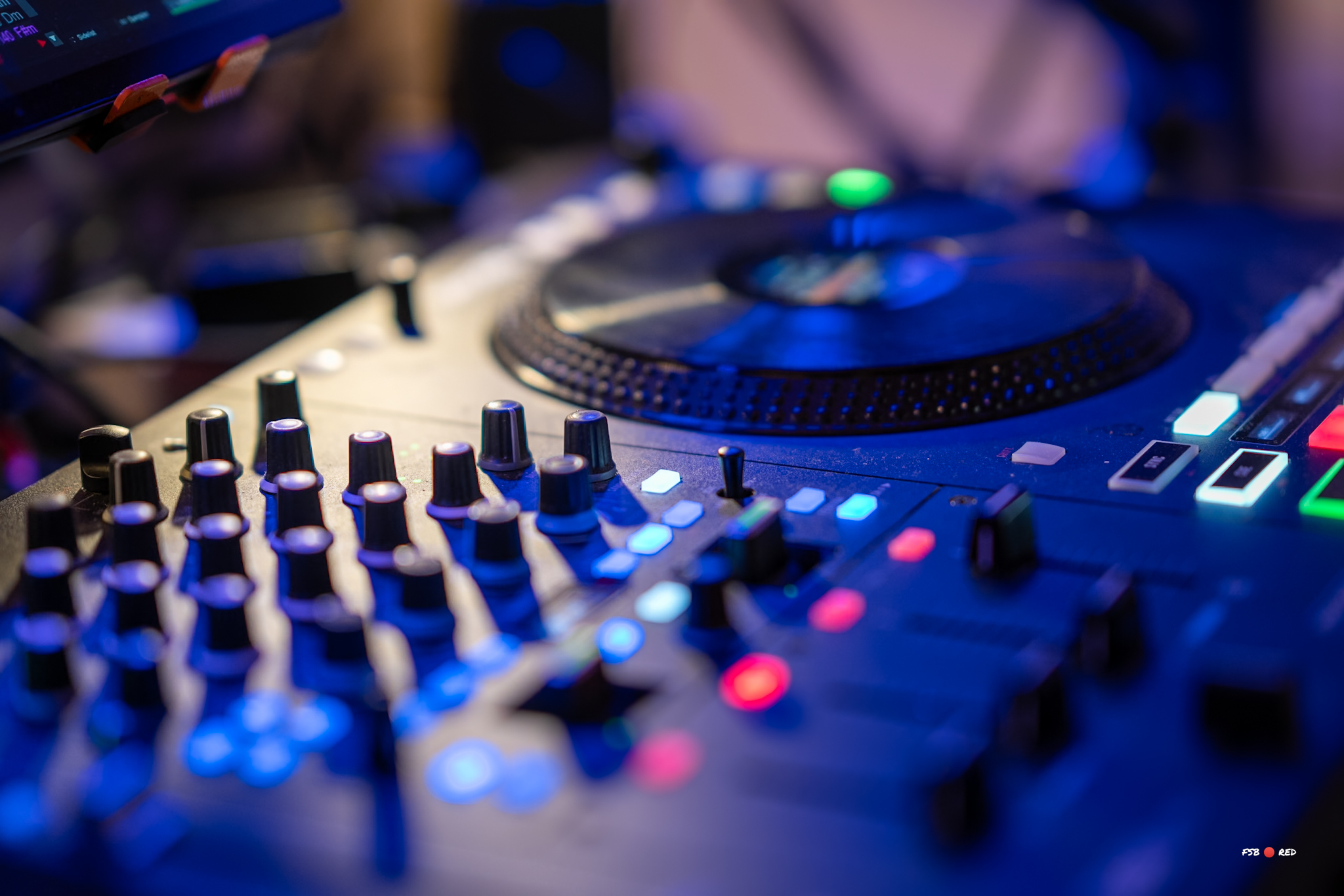 FSB.RED DJ Technik Rane Four (Detail)