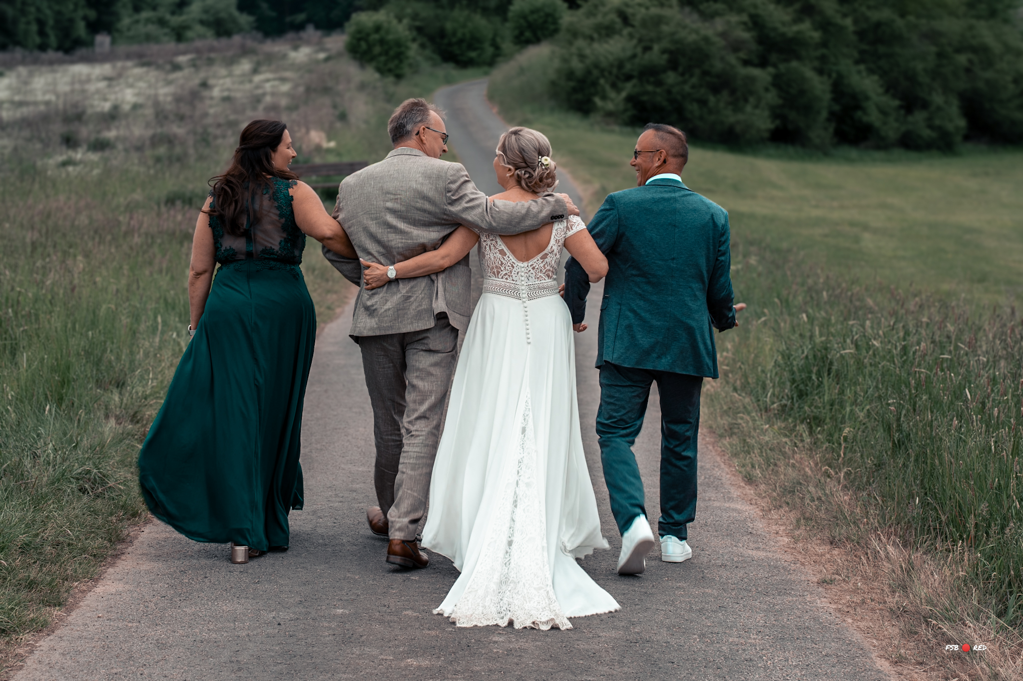 Brautpaar Shooting mit Trauzeugen - Made by FSB.RED